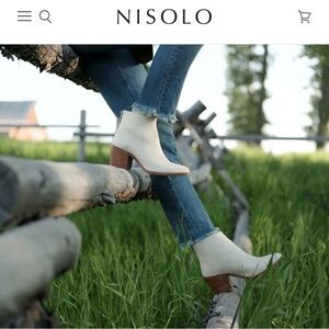 Nisolo Dari heeled booties, size 10, bone color